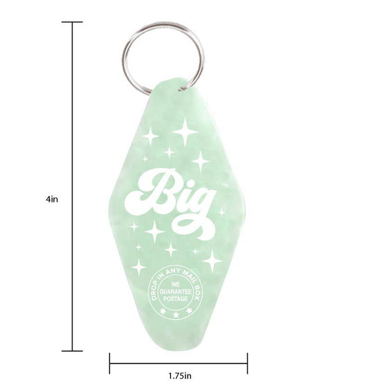 Big - Vintage Motel Keychain - Green