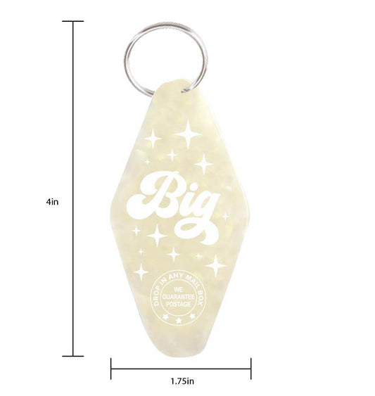 Big - Vintage Motel Keychain - Yellow