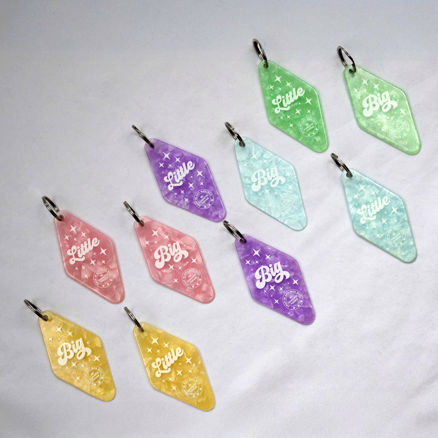 Big - Vintage Motel Keychain - Blue