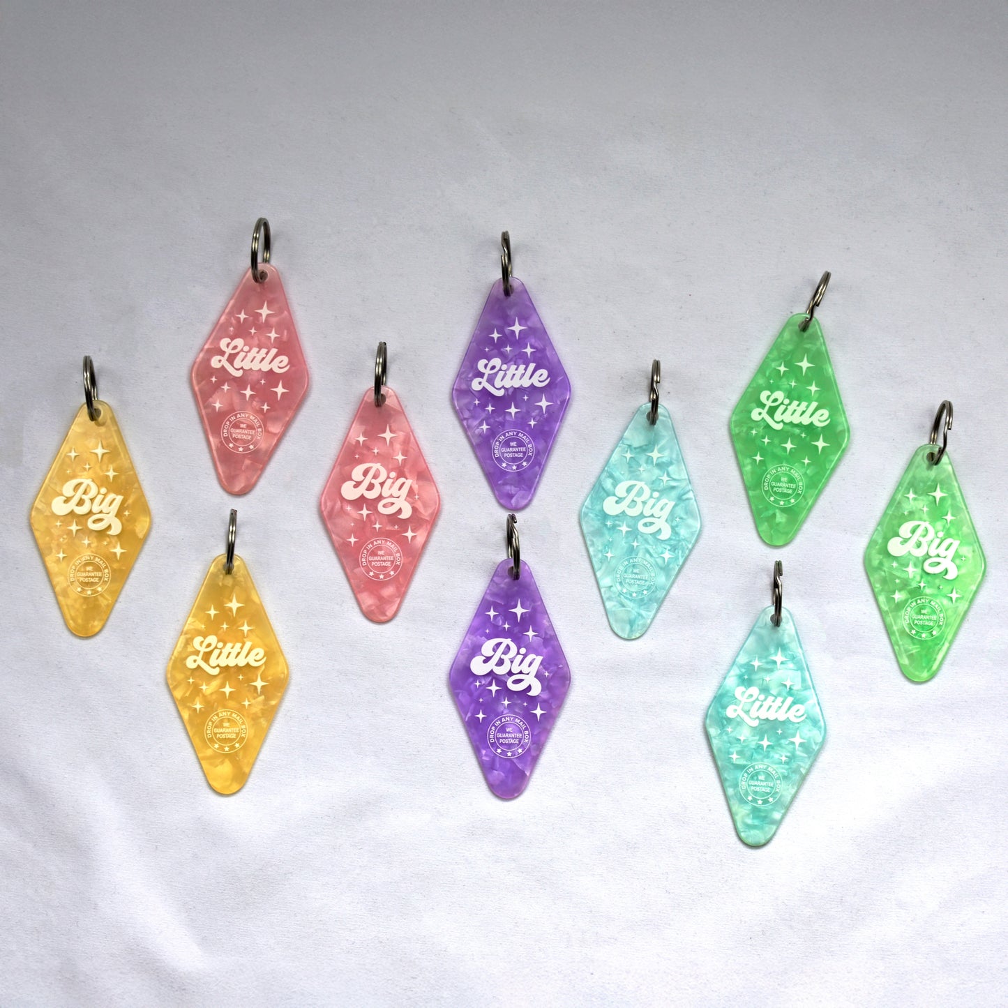 Big - Vintage Motel Keychain - Blue