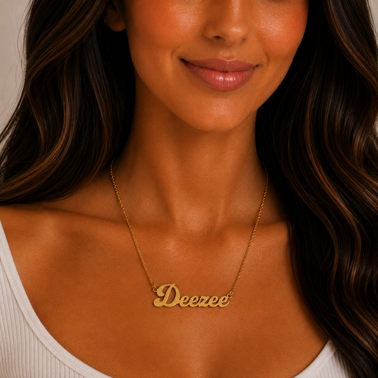 Delta Zeta Retro Design Necklace